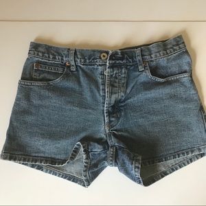 💥sale!!! 3 for $24. Gap shorts size 8.